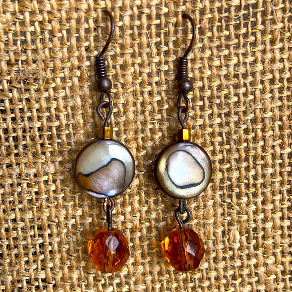 Dangle Sea Shell Eaarings